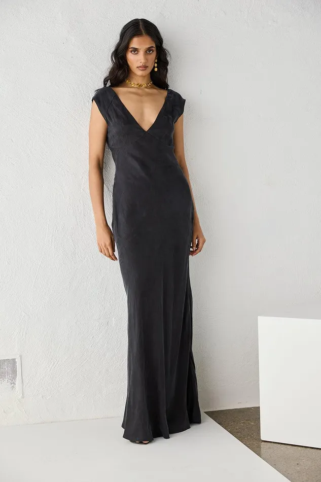 VRG GRL Valya Maxi Dress Black Women MidiMaxi Dresses