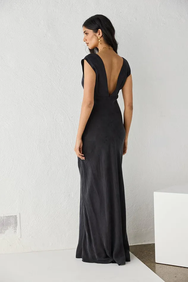VRG GRL Valya Maxi Dress Black Women MidiMaxi Dresses