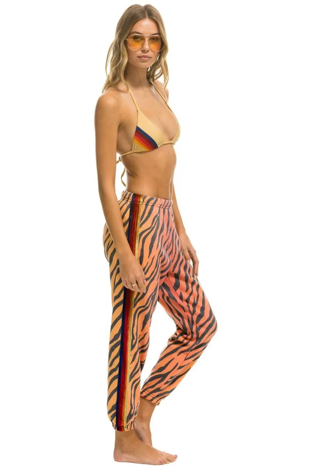 Women Bottoms Aviator Nation CLASSIC VELVET STRIPE SWEATPANTS 8211 TIGER Women Bottoms Aviator Nation CLASSIC VELVET STRIPE SWEATPANTS 8211 TIGER