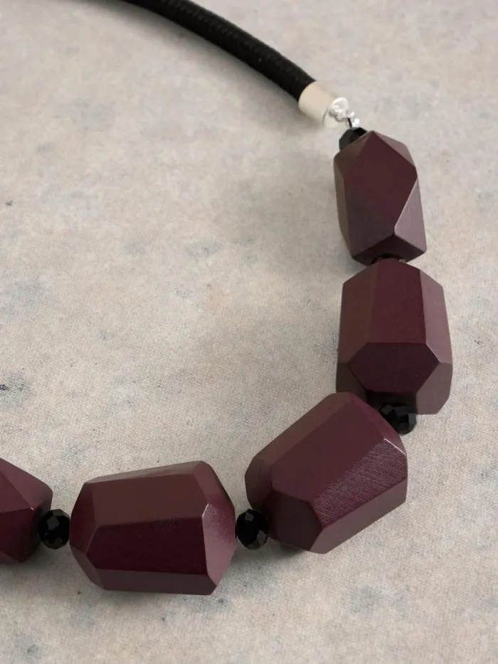 Women CARNATION BEADED NECKLACE Dk Plum White Stuff Jewellery Women CARNATION BEADED NECKLACE Dk Plum White Stuff Jewellery