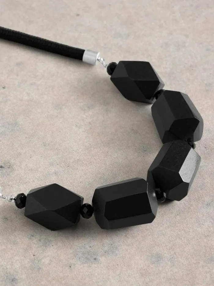 Women CARNATION BEADED NECKLACE Pure Black White Stuff Jewellery