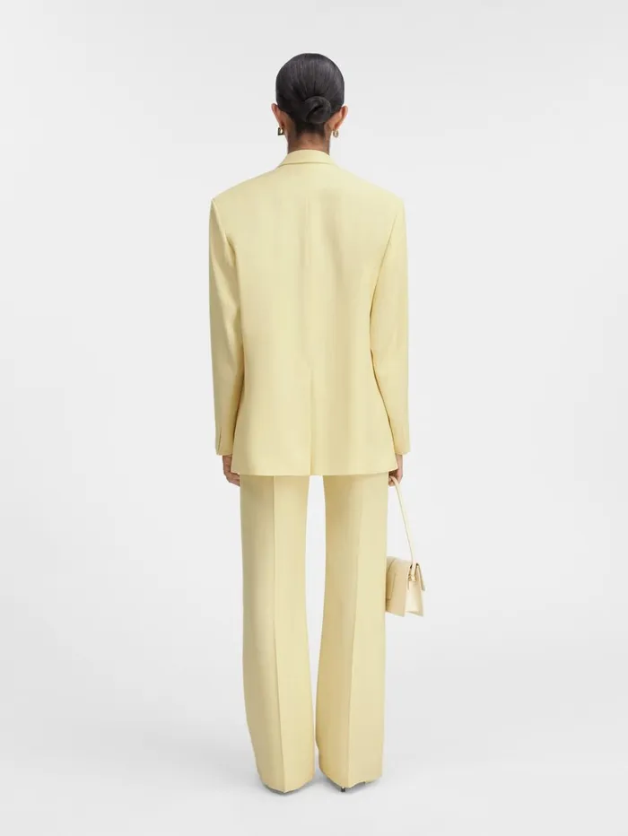 Women Coats and Jackets JACQUEMUS The Man039s Jacket Pale Yellow Women Coats and Jackets JACQUEMUS The Man039s Jacket Pale Yellow