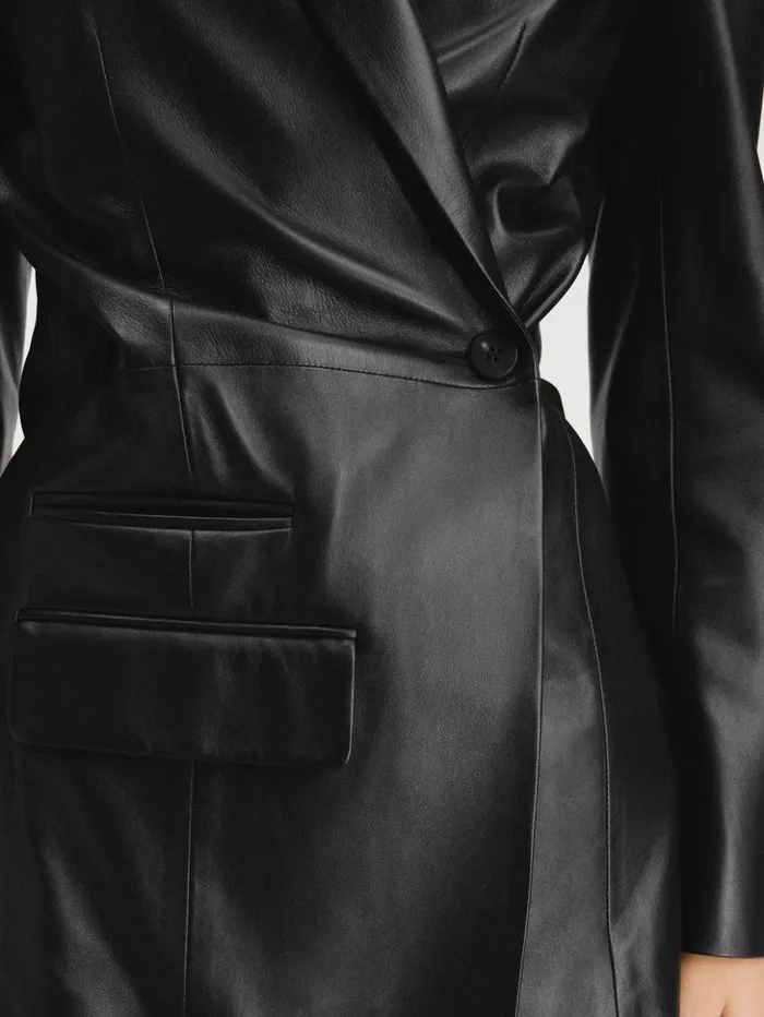 Women Coats and Jackets JACQUEMUS The Tibau Leather Jacket Black Women Coats and Jackets JACQUEMUS The Tibau Leather Jacket Black