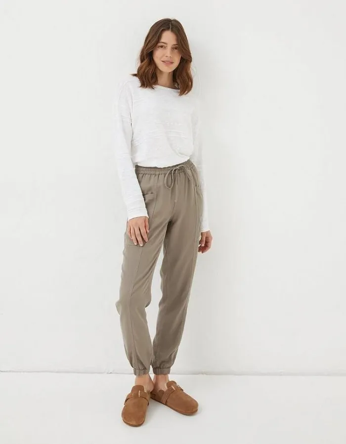 Women FatFace Pants and Leggings Lyme Cargo Cuffed Joggers Light Natural