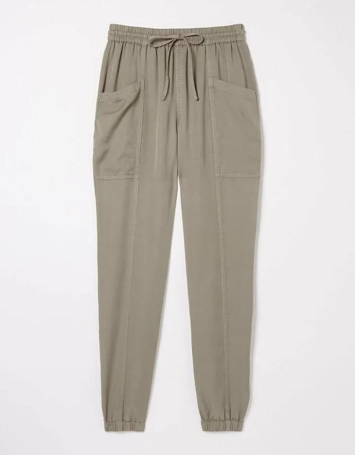 Women FatFace Pants and Leggings Lyme Cargo Cuffed Joggers Light Natural
