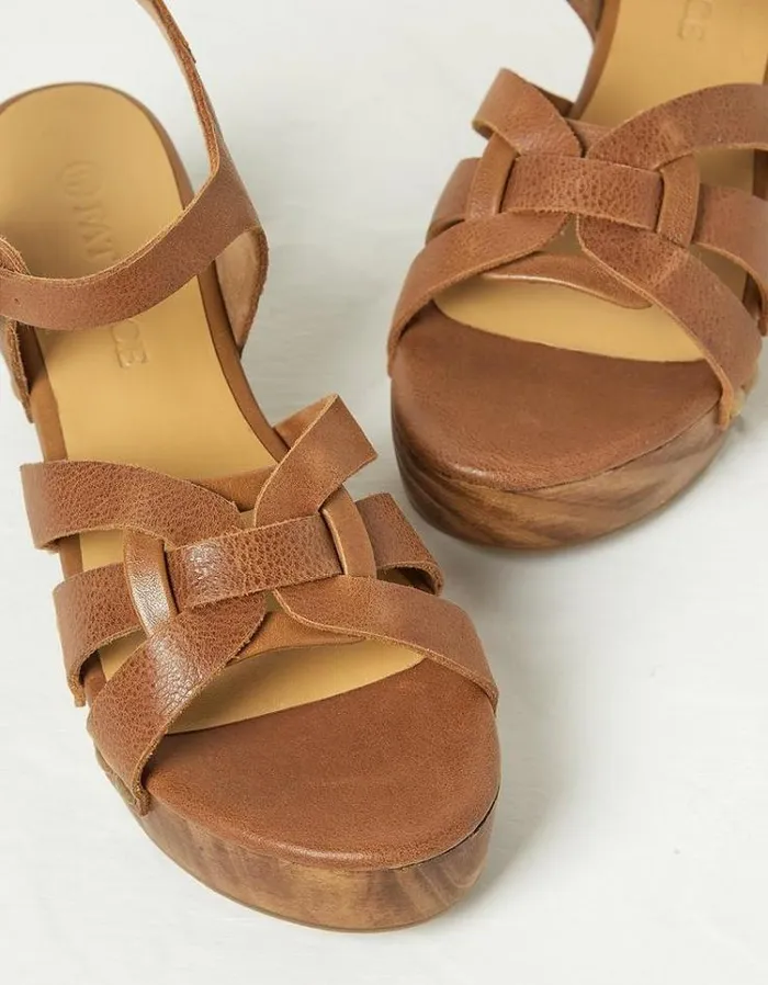 Women FatFace Vacation Shop Leoni Mid Heel Clog Tan