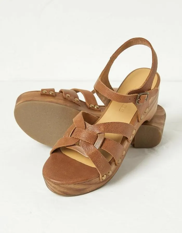 Women FatFace Vacation Shop Leoni Mid Heel Clog Tan
