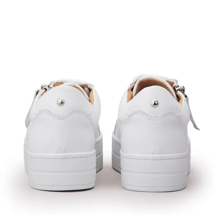 Women Moda In Pelle Casual Trainers Abbiy White Leather
