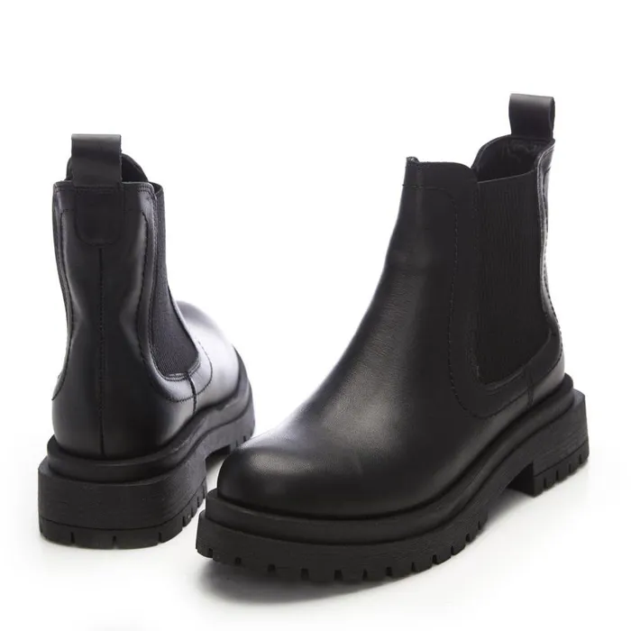 Women Moda In Pelle Chelsea Boots Bsoleful BWaya Black Leather