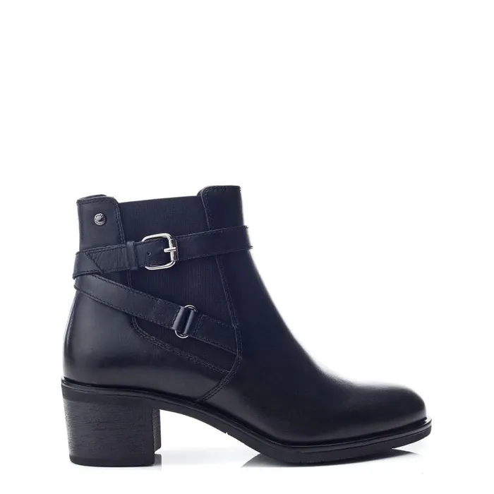 Women Moda In Pelle Heeled And Wedge Boots Libres Black Leather
