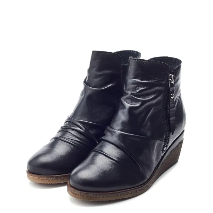 Women Moda In Pelle Heeled And Wedge Boots Olgar Black Leather