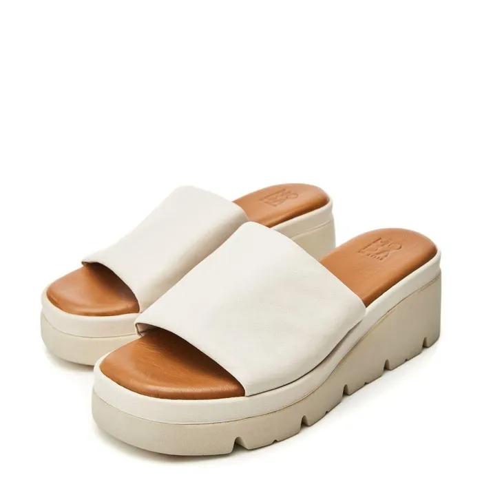 Women Moda In Pelle Slider Sandals Namya Off White Leather