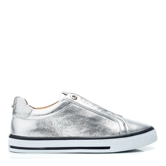 Women Moda In Pelle SlipOn Trainers Bennii Silver Leather