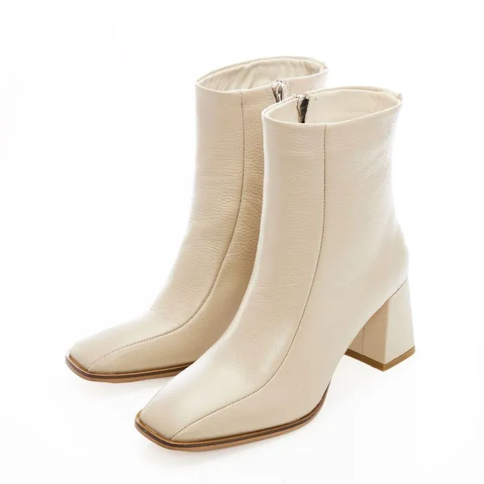 Women Moda In Pelle White Boots Adelane Off White Leather