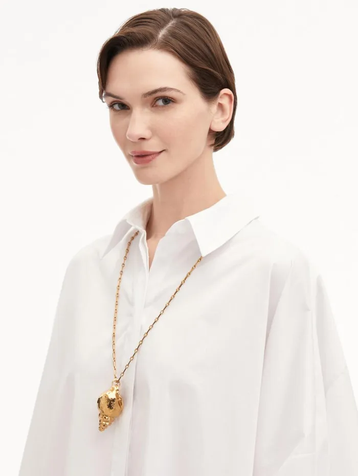 Women Necklaces Oscar De La Renta Coral and Shell Pendant Necklace Gold