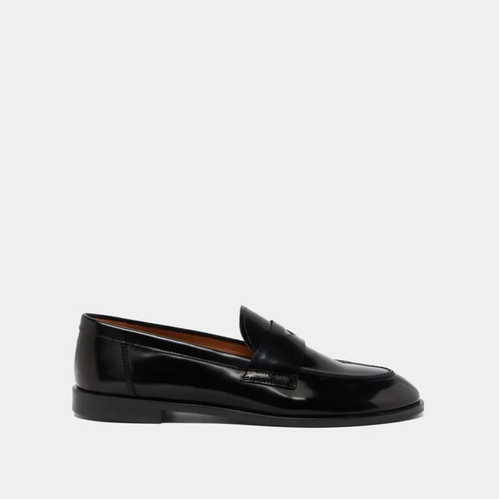 Women Roundtoe Loafers Black JONAK Loafers