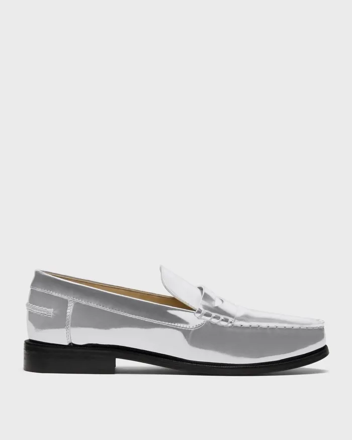 Women Theory Shoes City Loafer In Metallic Leather Silver